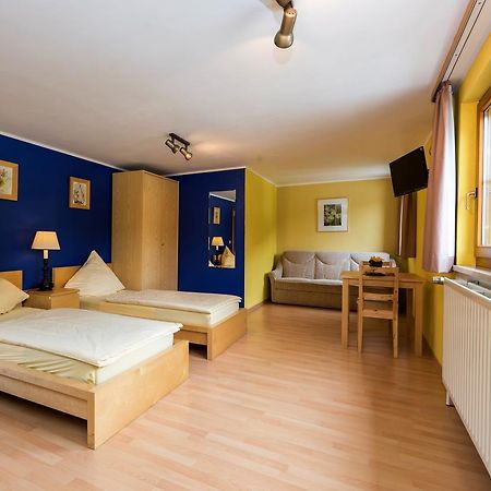Camping de L'Our Appartements Vianden Exterior foto